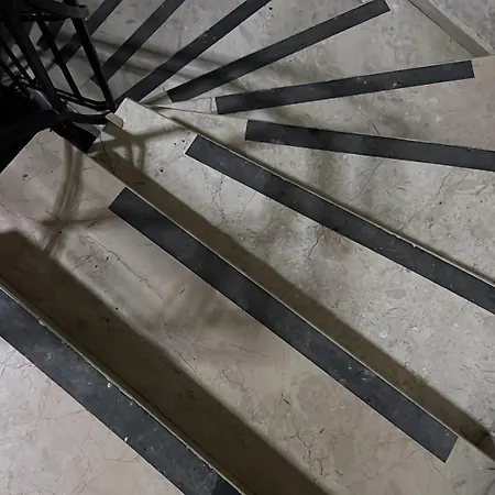 Istiklal 아파트 *