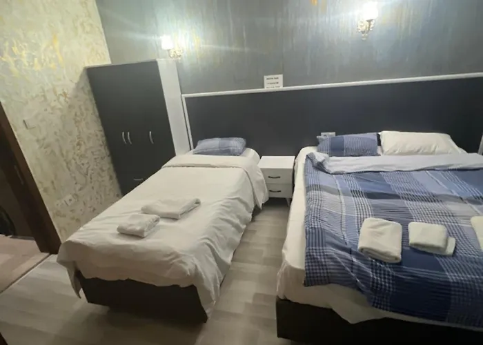 Istiklal * Istanboel